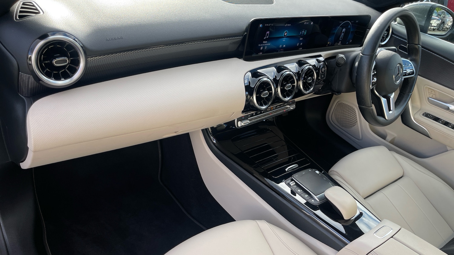 Used Mercedes-Benz A-Class 2022 for sale - 76712307: Photo 32