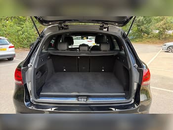 Used Mercedes-Benz GLC 2023 for sale - 79560167: Photo