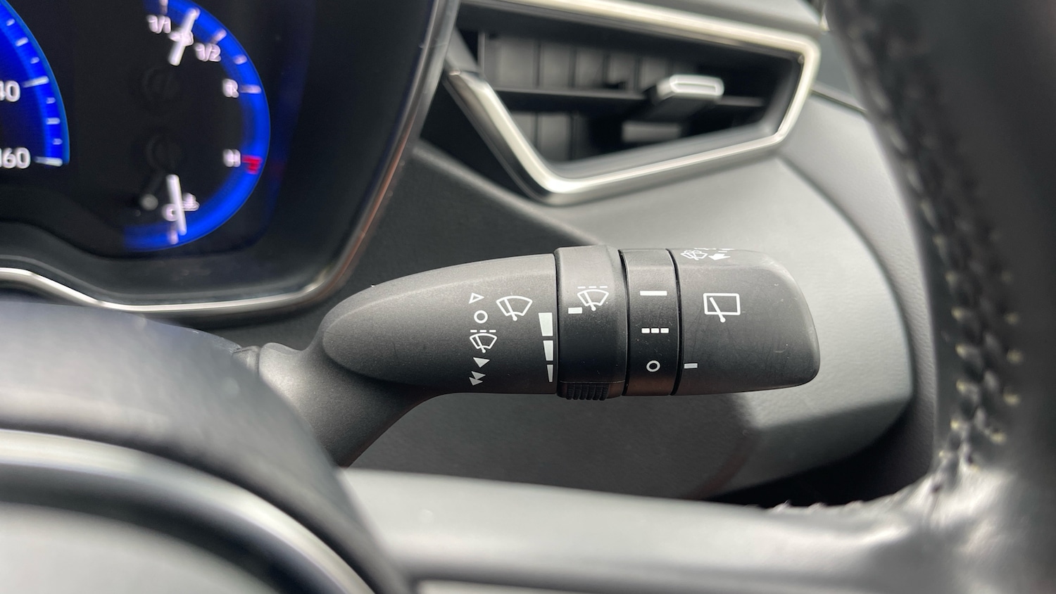 Used Toyota Corolla 2019 for sale - 78080524: Photo 38