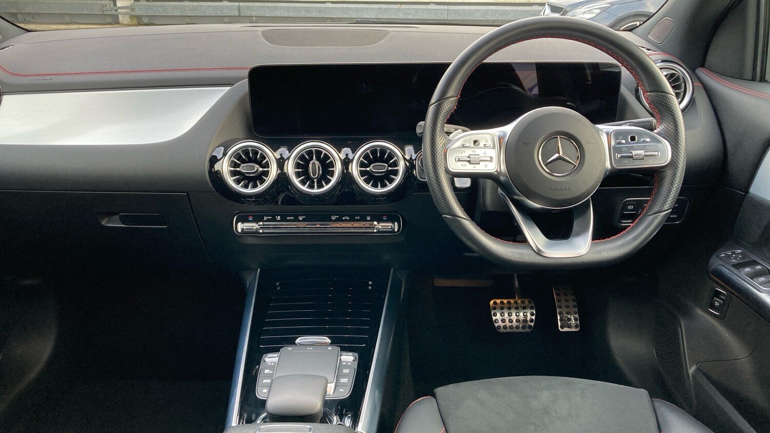 Used Mercedes-Benz EQA 2022 for sale - 77902302: Photo 10