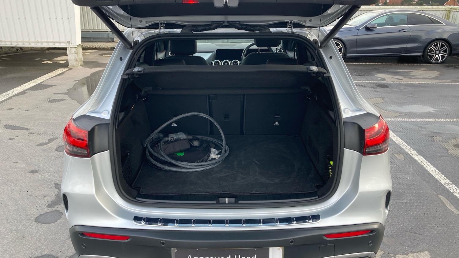 Used Mercedes-Benz EQA 2022 for sale - 77902302: Photo 4