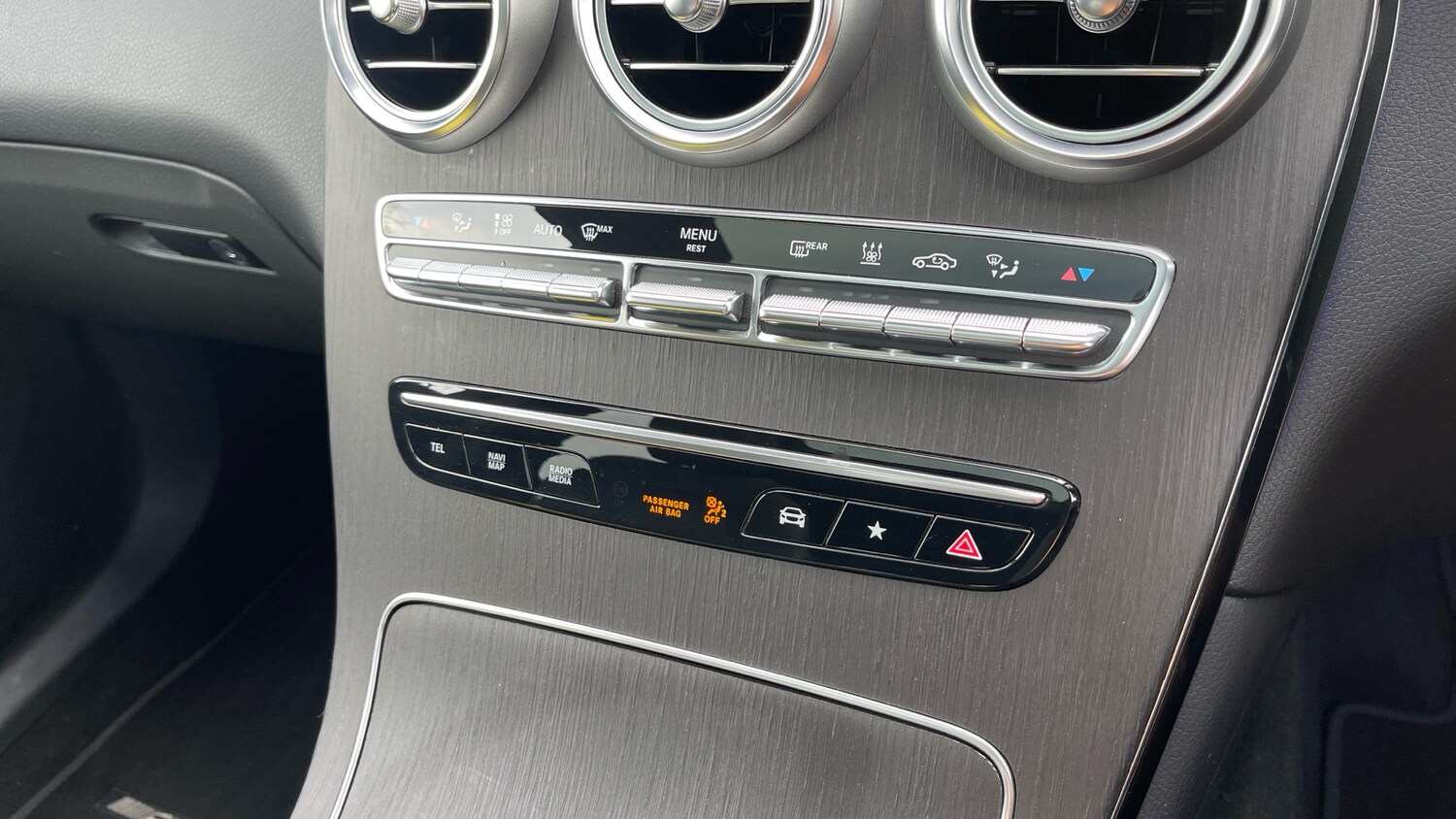 Used Mercedes-Benz GLC 2022 for sale - 78223211: Photo 40