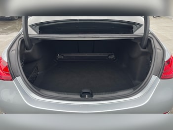 Used Mercedes-Benz C Class 2024 for sale - 77337525: Photo