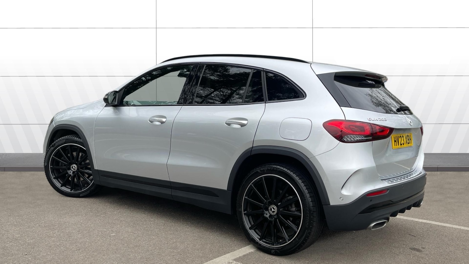 Used Mercedes-Benz GLA 2023 for sale - 78150565: Photo 2