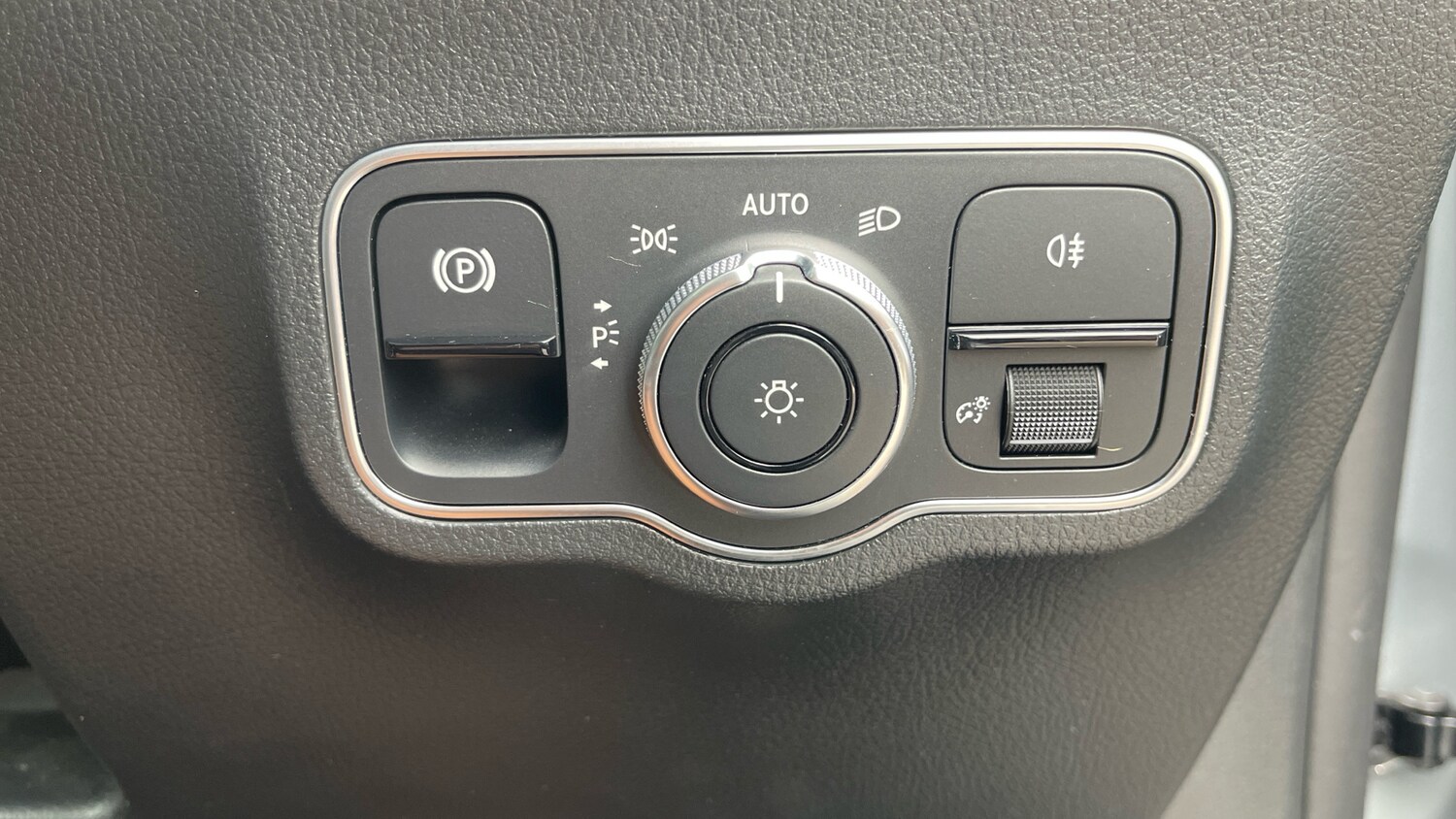 Used Mercedes-Benz GLA 2023 for sale - 78150565: Photo 37