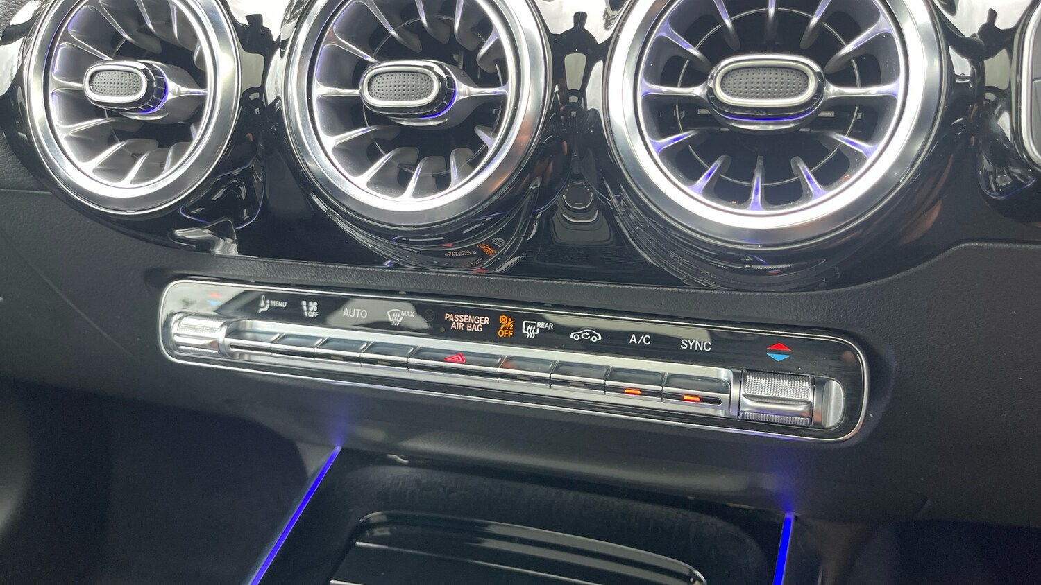 Used Mercedes-Benz GLA 2023 for sale - 78150565: Photo 39