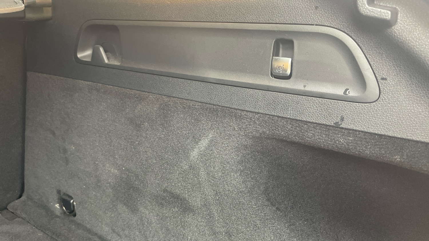 Used Mercedes-Benz EQC 2023 for sale - 78027080: Photo 28