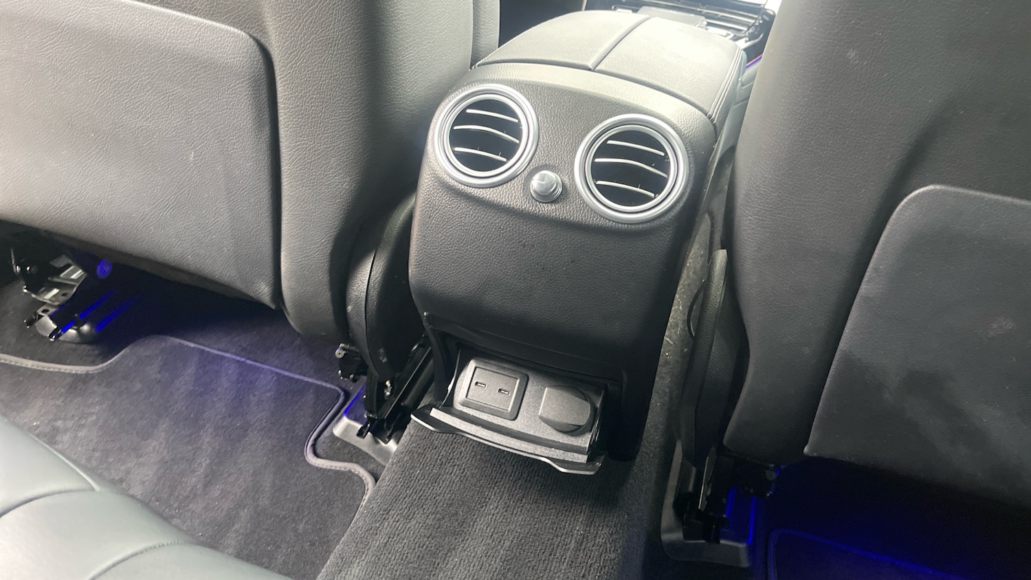 Used Mercedes-Benz EQC 2023 for sale - 78027080: Photo 30