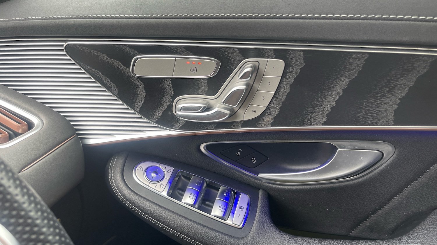 Used Mercedes-Benz EQC 2023 for sale - 78027080: Photo 37