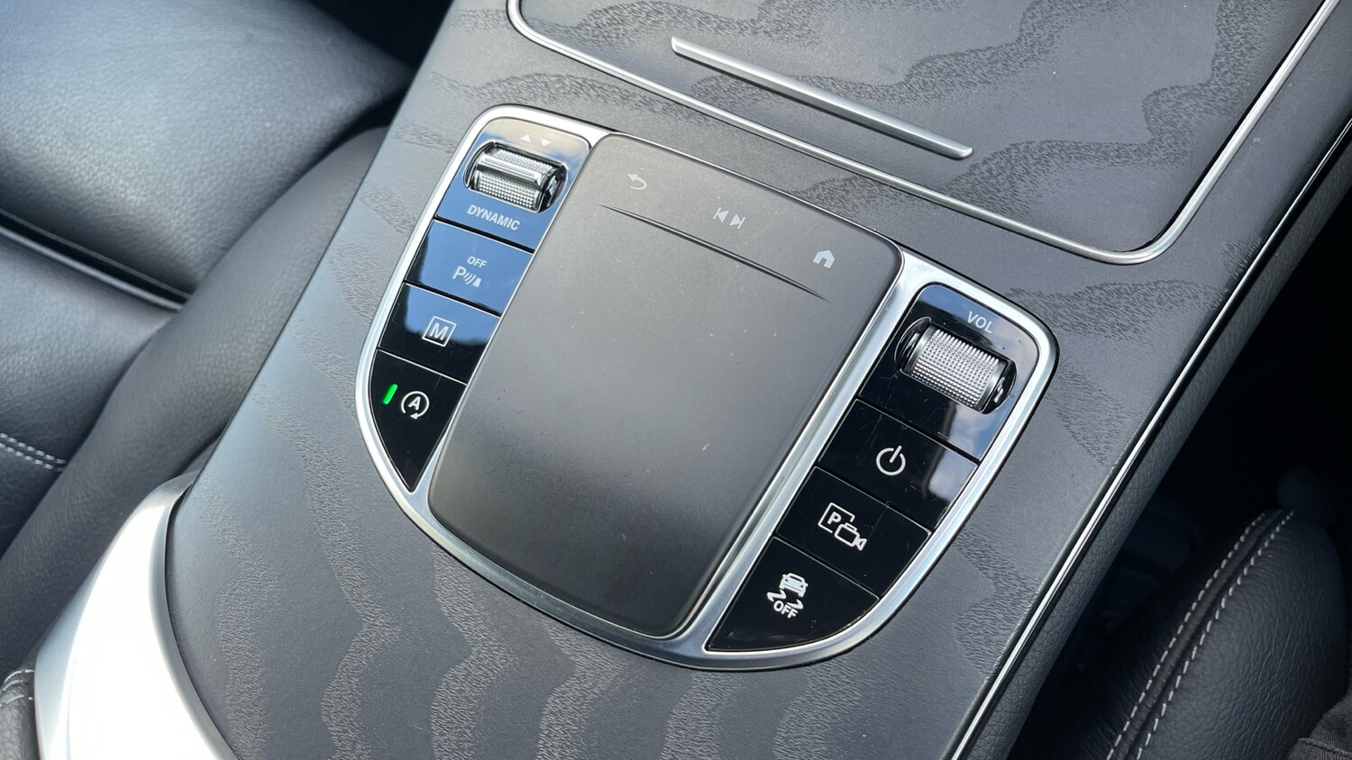 Used Mercedes-Benz GLC 2022 for sale - 77883851: Photo 38