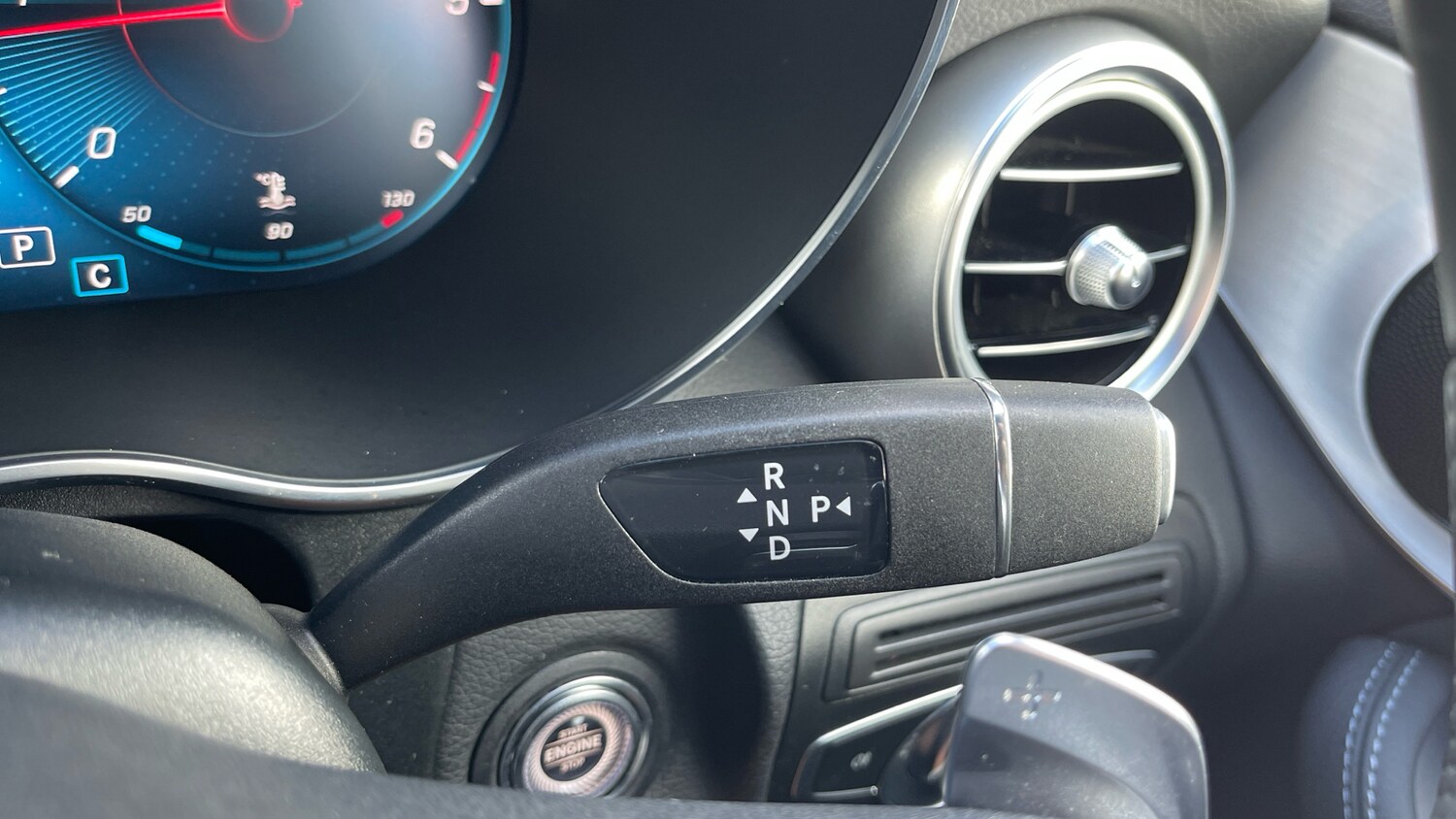 Used Mercedes-Benz GLC 2022 for sale - 77883851: Photo 40