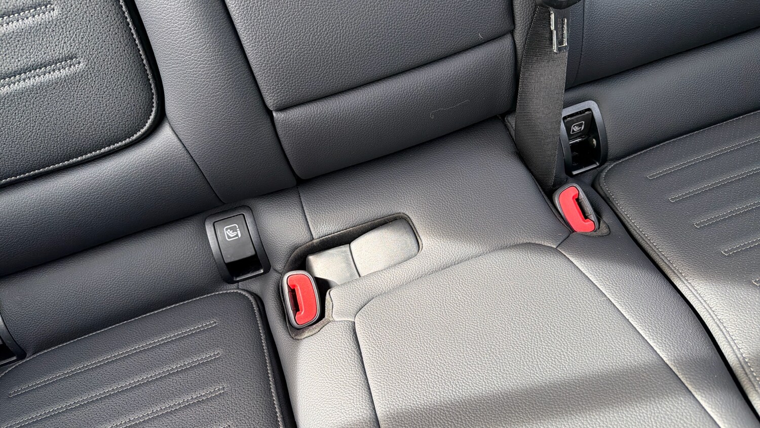 Used Mercedes-Benz C Class 2025 for sale - 78166100: Photo 17