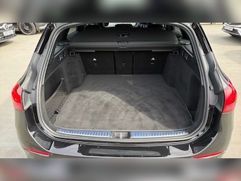 Used Mercedes-Benz C Class 2025 for sale - 78166100: Photo