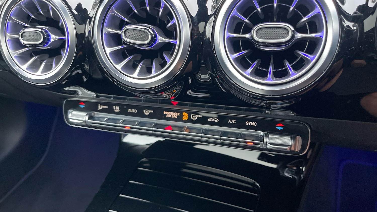 Used Mercedes-Benz A-Class 2023 for sale - 77151860: Photo 38