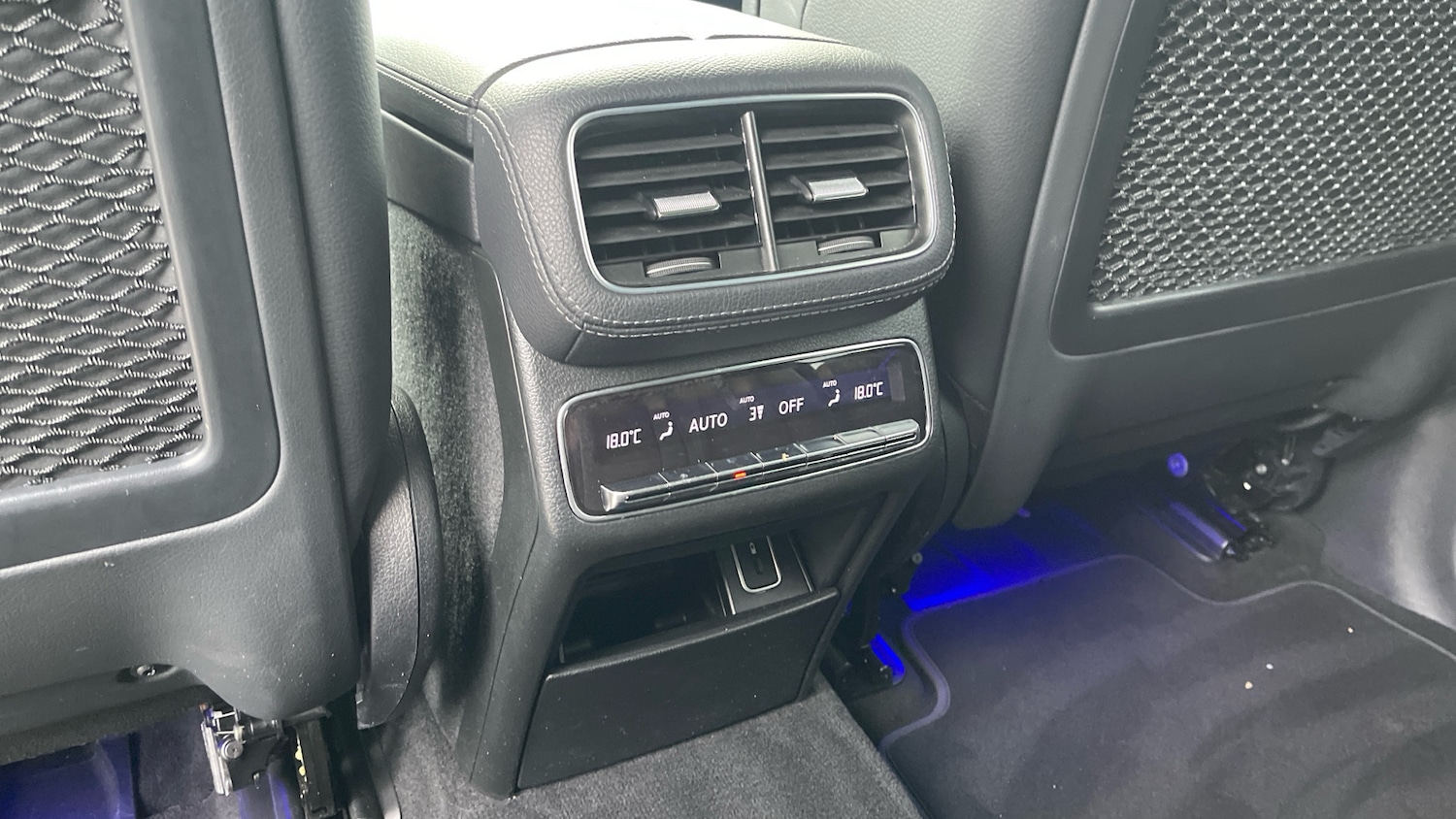 Used Mercedes-Benz GLE 2021 for sale - 77151854: Photo 32