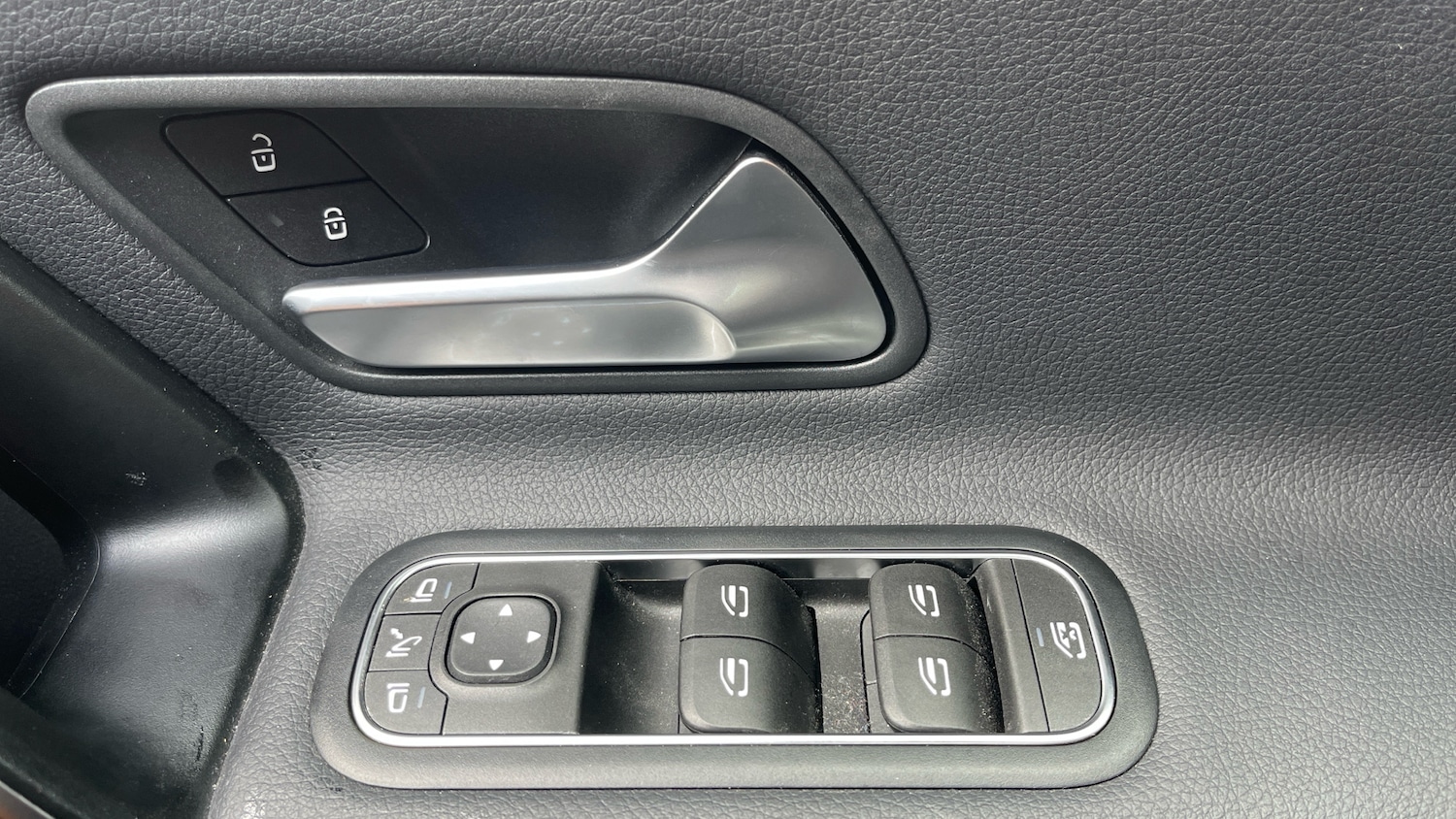 Used Mercedes-Benz A-Class 2022 for sale - 76402305: Photo 34