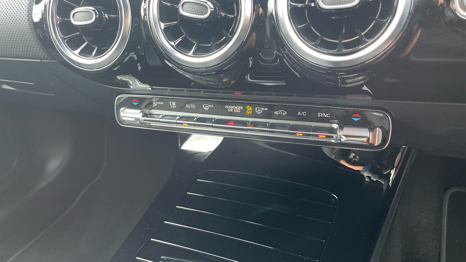 Used Mercedes-Benz A-Class 2022 for sale - 76402305: Photo 39