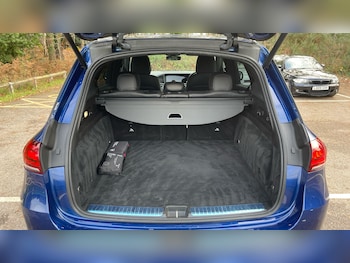 Used Mercedes-Benz GLE 2021 for sale - 76554112: Photo