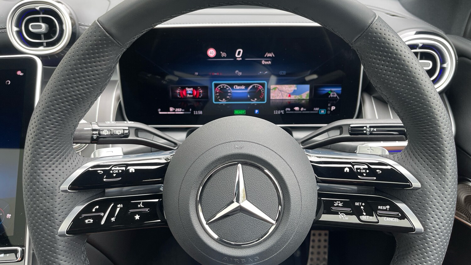 Used Mercedes-Benz GLC 2025 for sale - 77803041: Photo 41