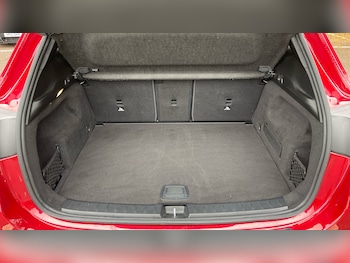 Used Mercedes-Benz GLA 2022 for sale - 76322422: Photo