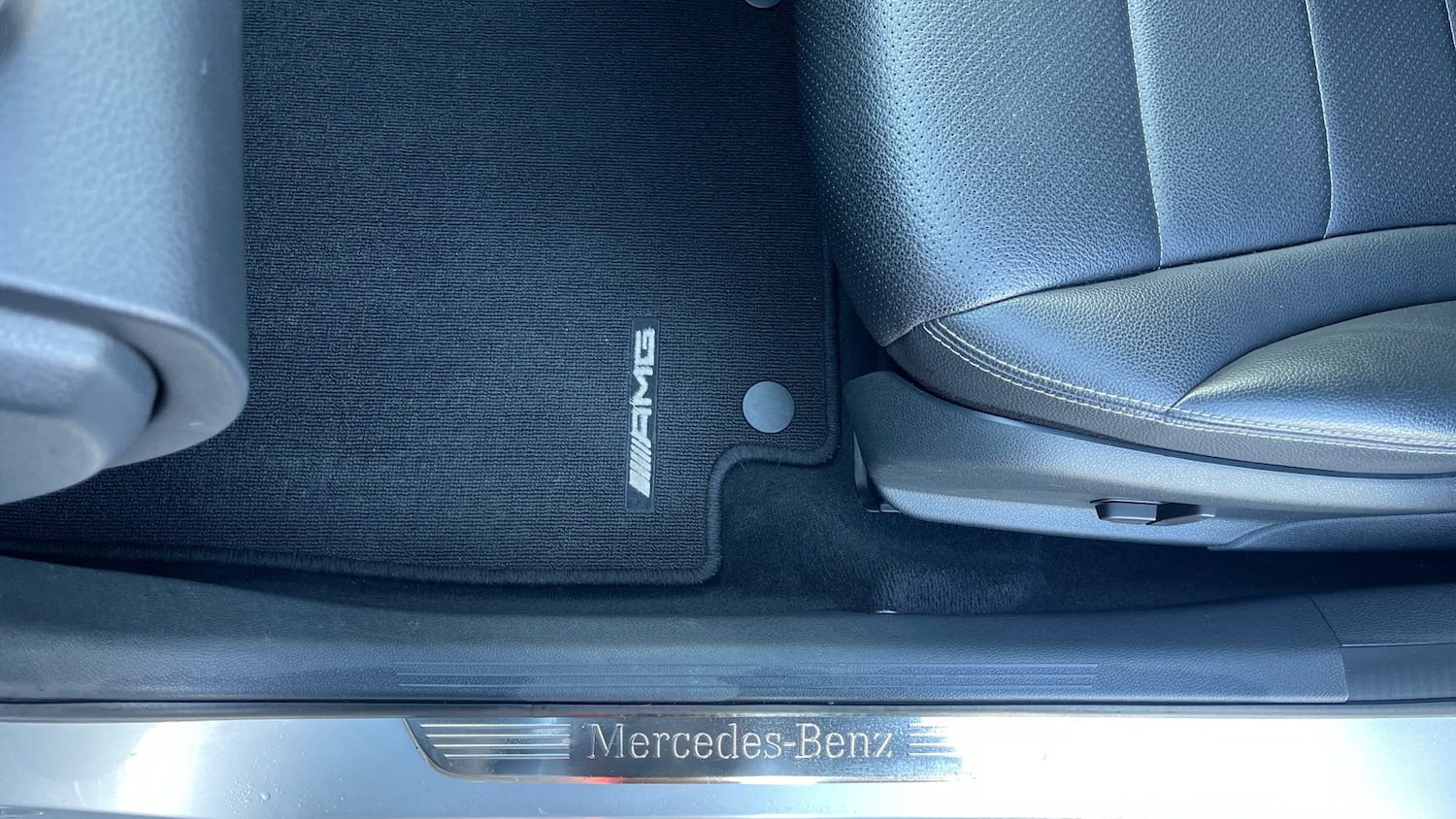 Used Mercedes-Benz C Class 2014 for sale - 76896799: Photo 32