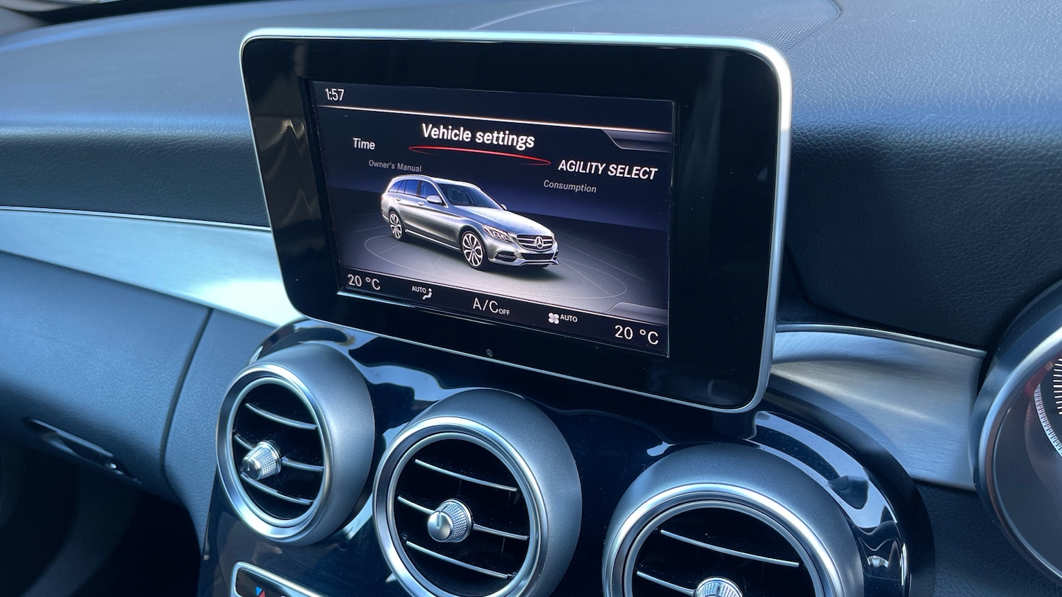 Used Mercedes-Benz C Class 2014 for sale - 76896799: Photo 42