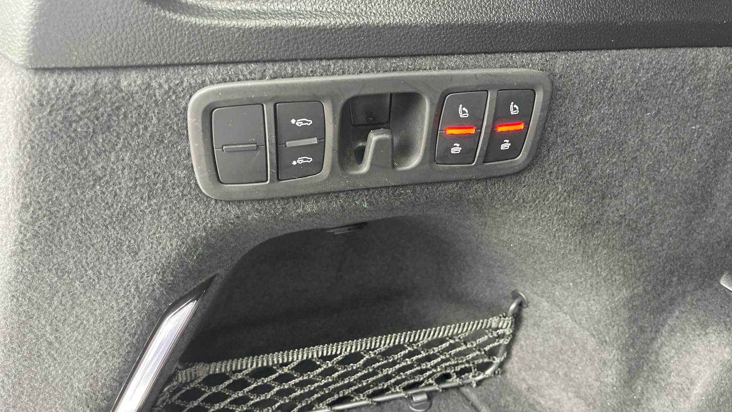 Used Audi Q7 2020 for sale - 77258036: Photo 28