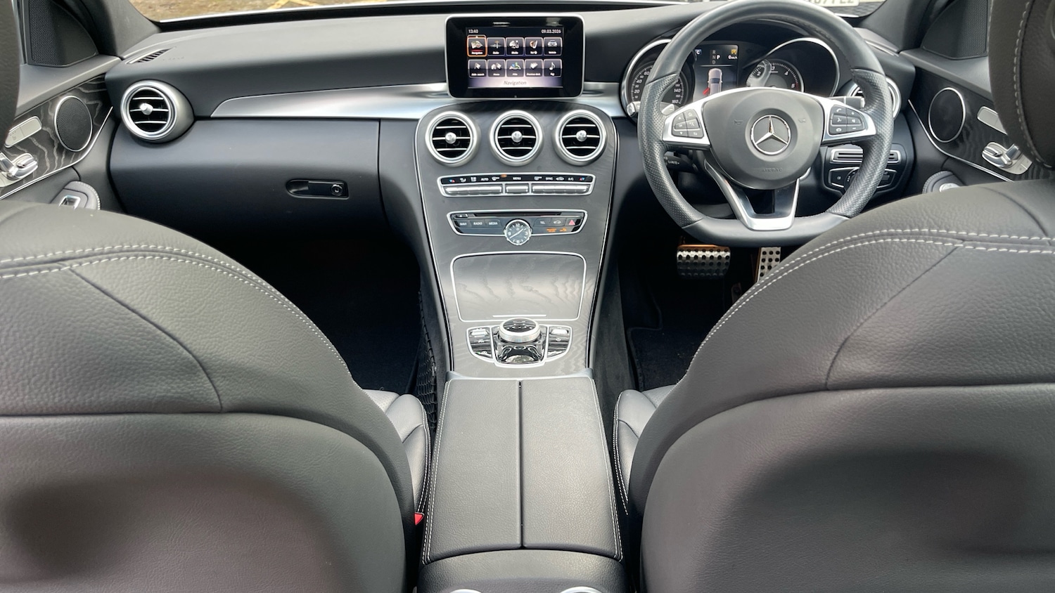 Used Mercedes-Benz C Class 2018 for sale - 77917079: Photo 10