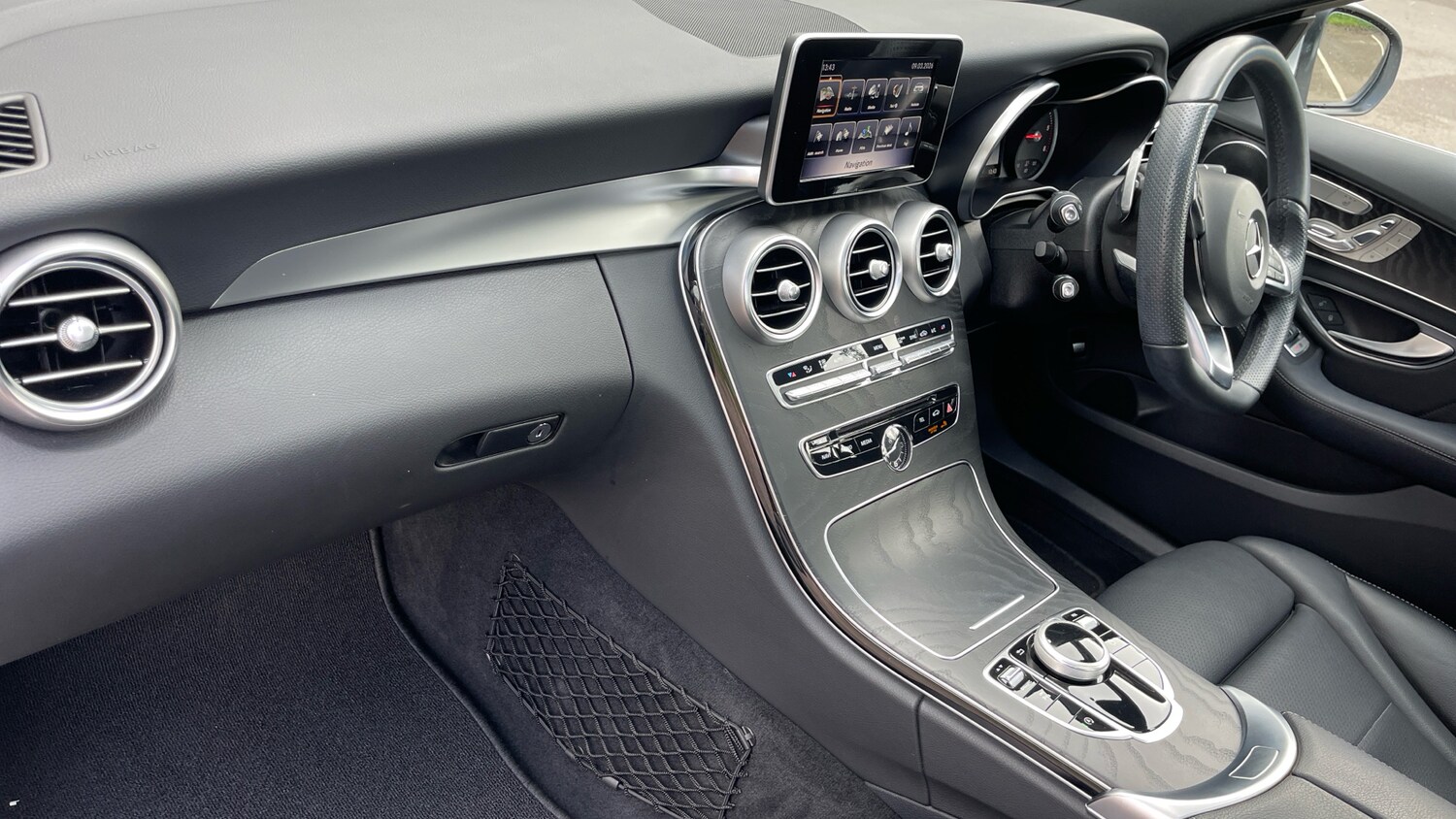 Used Mercedes-Benz C Class 2018 for sale - 77917079: Photo 33