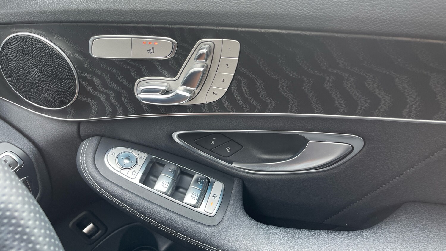 Used Mercedes-Benz C Class 2018 for sale - 77917079: Photo 35