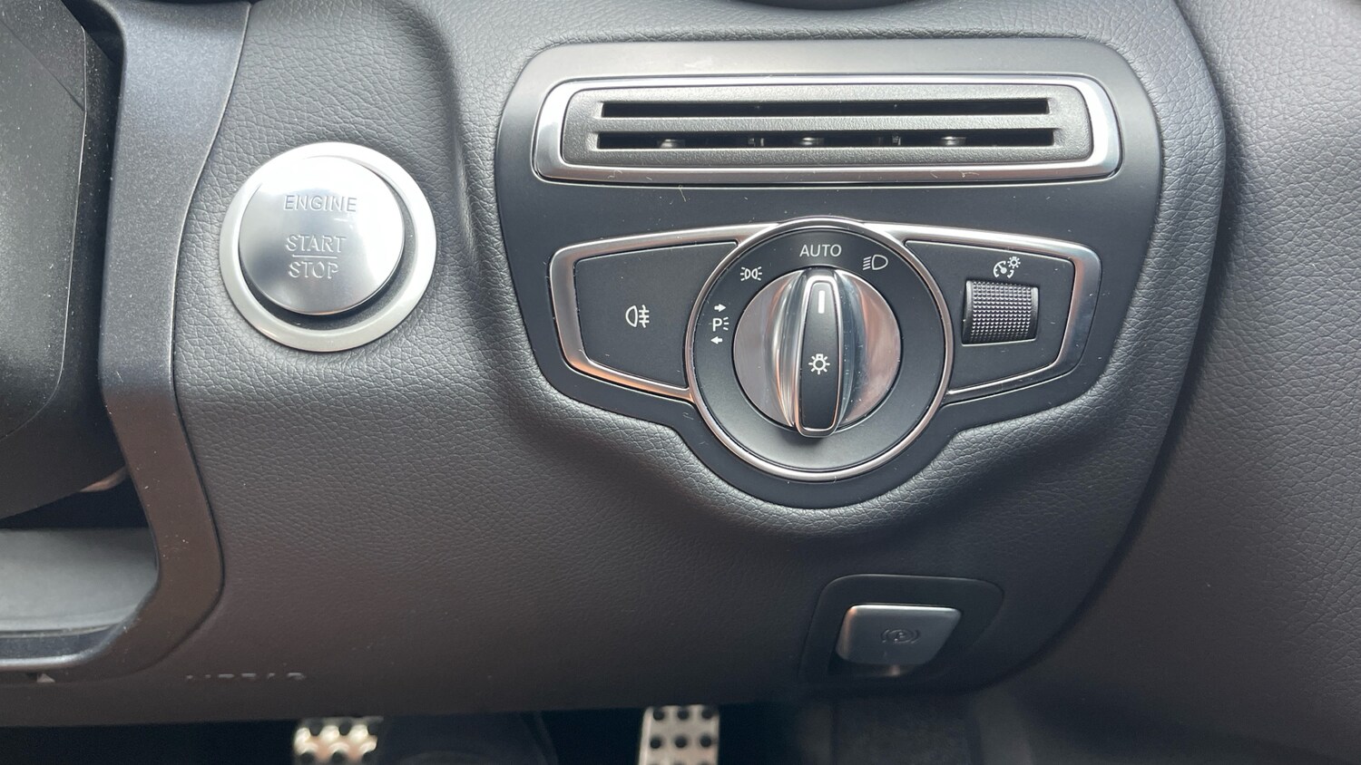 Used Mercedes-Benz C Class 2018 for sale - 77917079: Photo 37