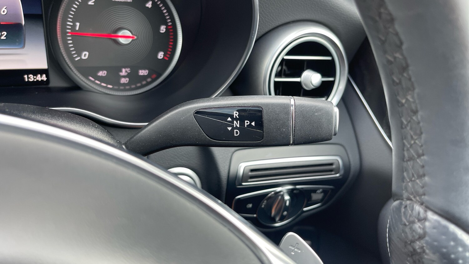 Used Mercedes-Benz C Class 2018 for sale - 77917079: Photo 40