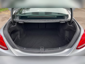 Used Mercedes-Benz C Class 2018 for sale - 77917079: Photo