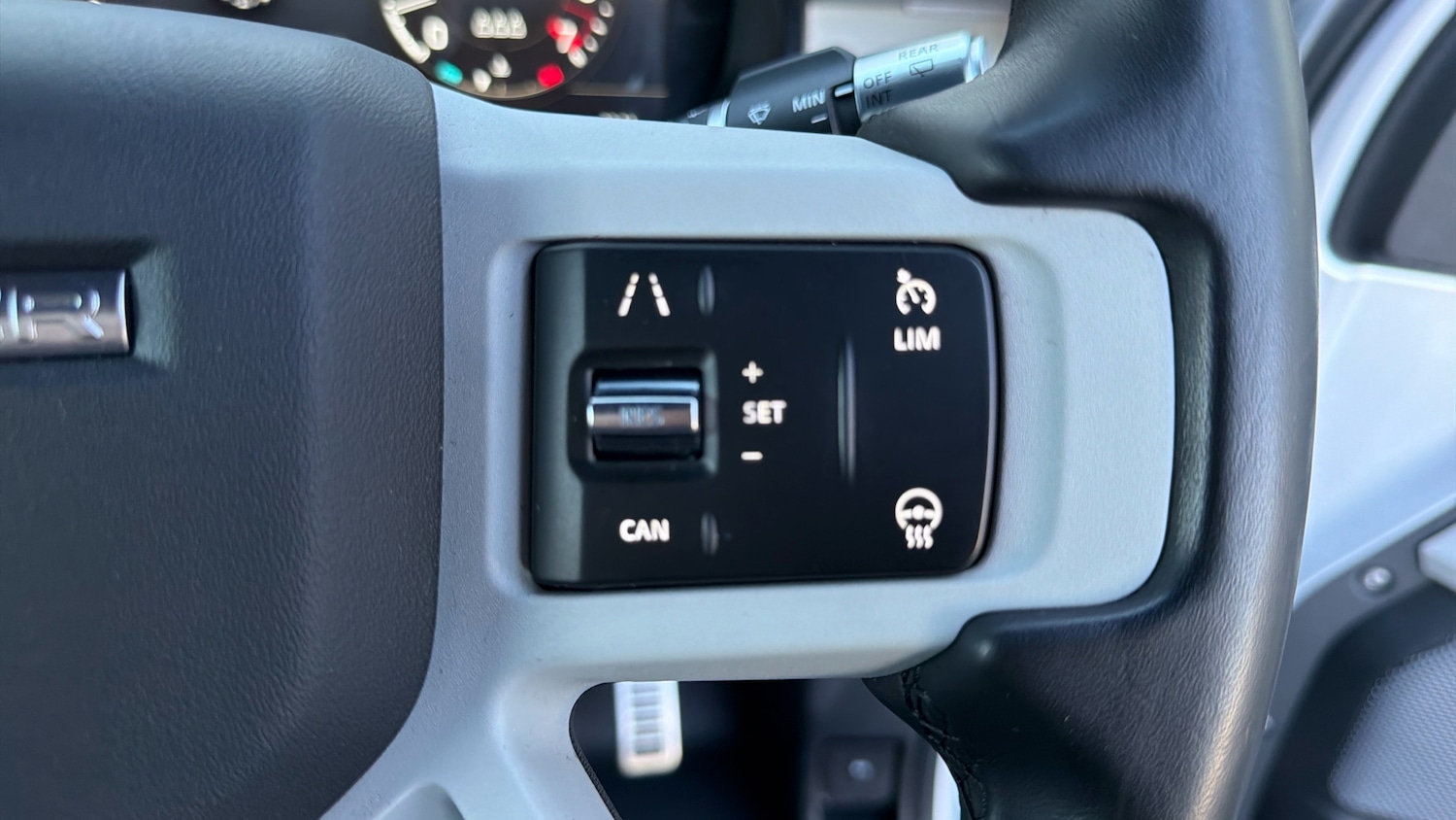 Used Land Rover Defender 2022 for sale - 77961703: Photo 26