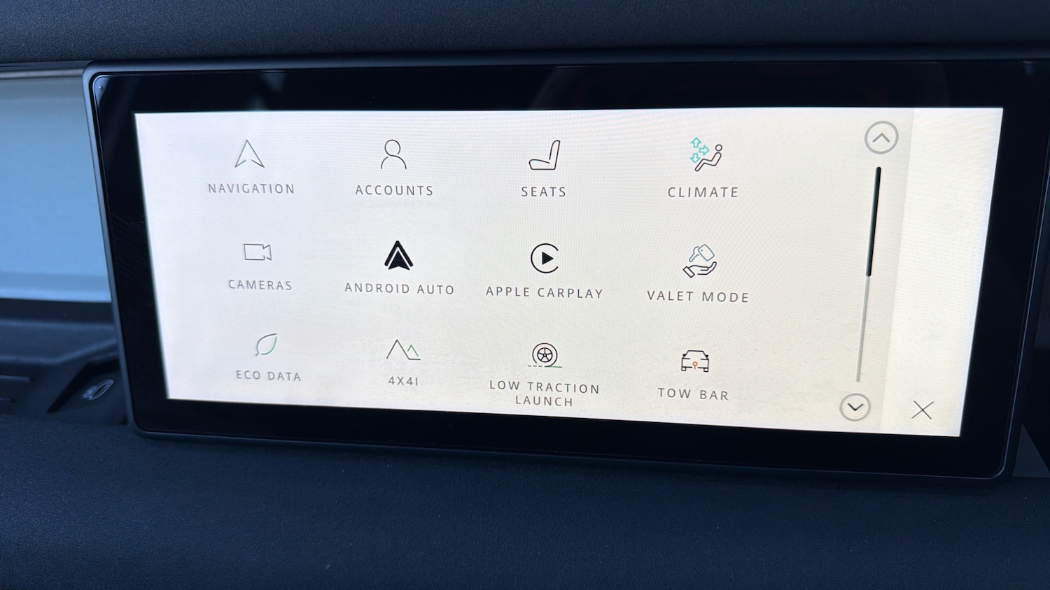 Used Land Rover Defender 2022 for sale - 77961703: Photo 31