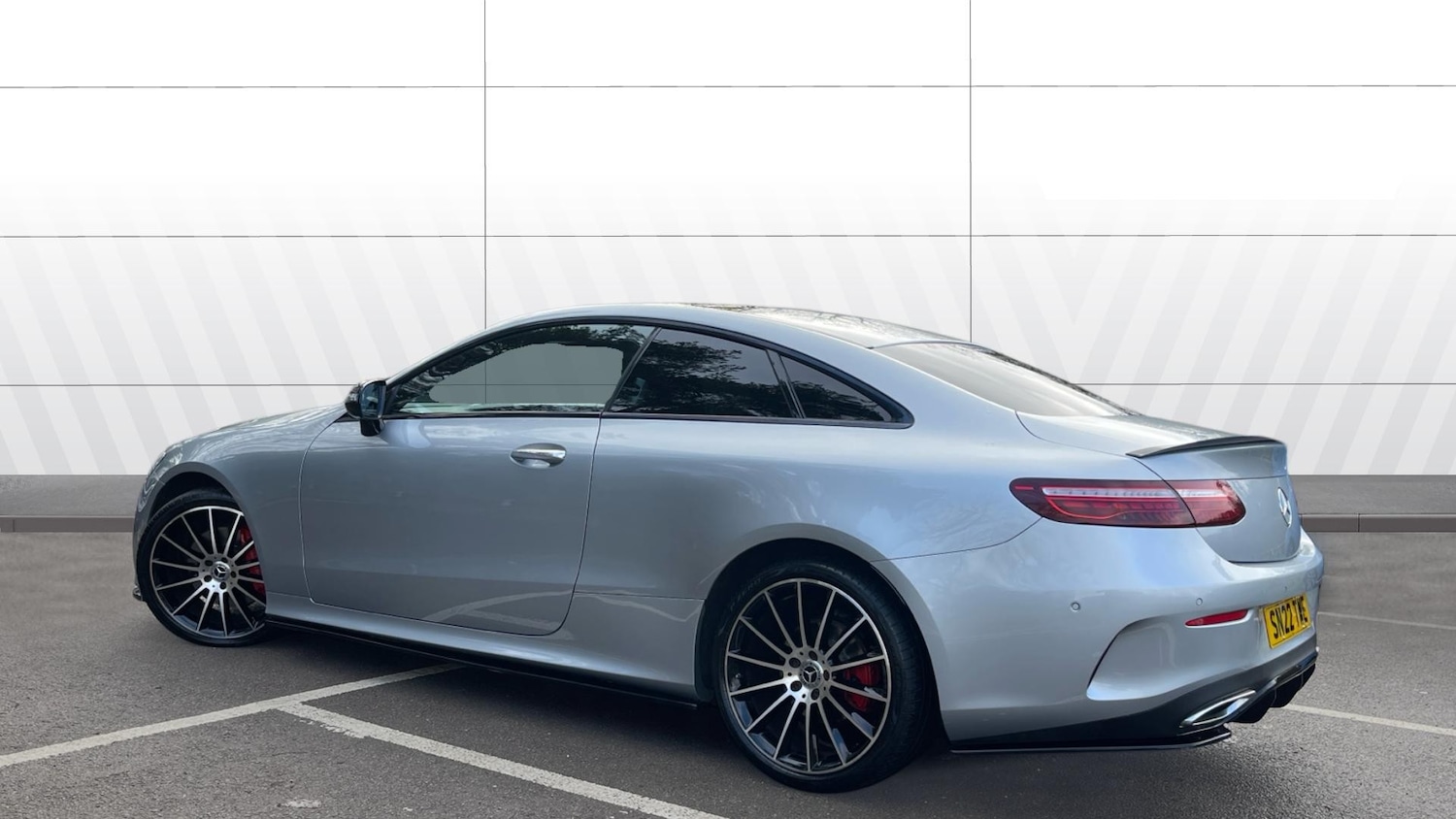 Used Mercedes-Benz E Class 2022 for sale - 77545696: Photo 2