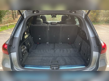 Used Mercedes-Benz GLE 2024 for sale - 77990489: Photo