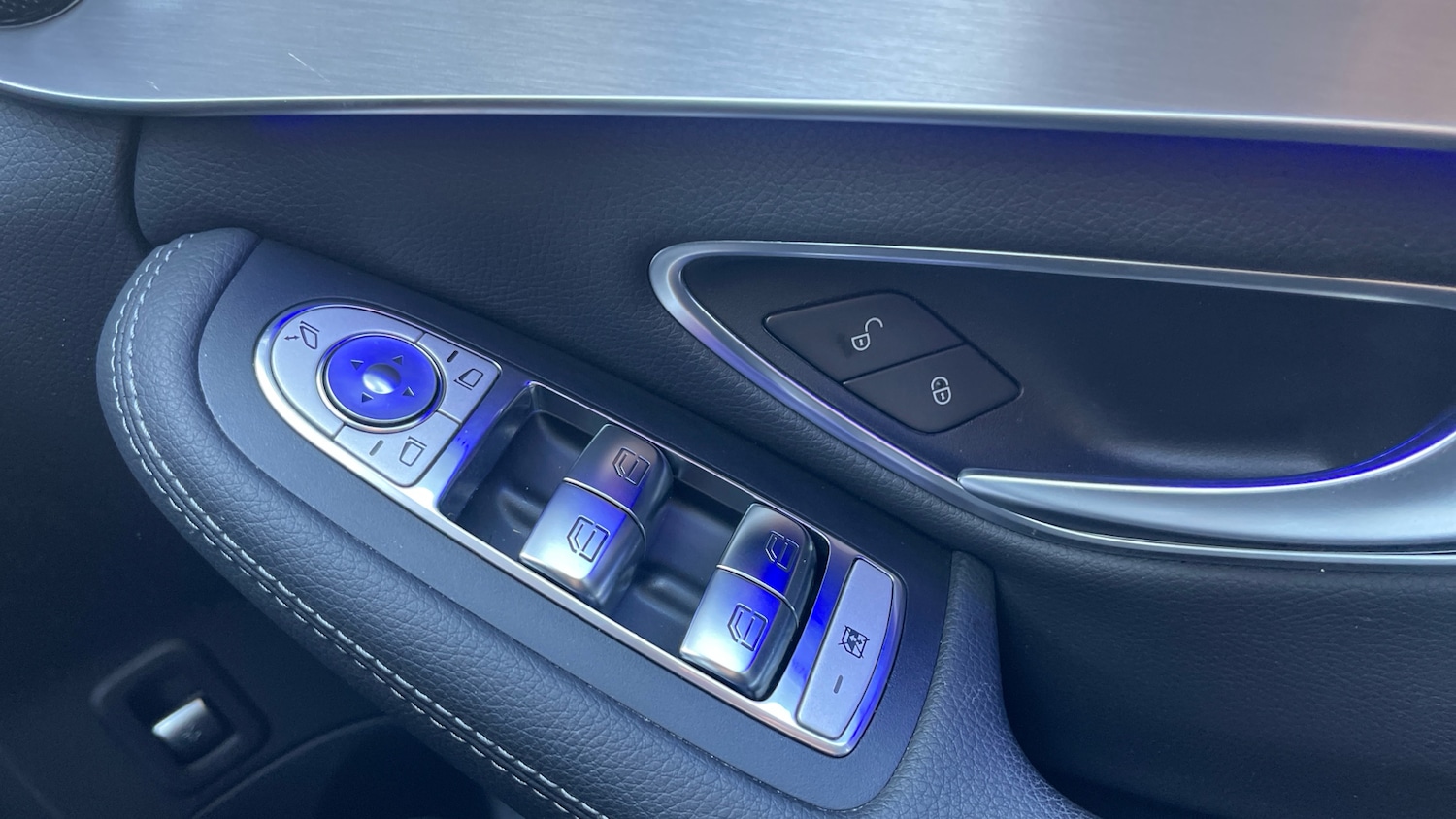 Used Mercedes-Benz C Class 2021 for sale - 78042633: Photo 34