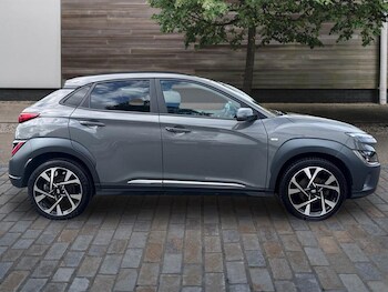 Used Hyundai KONA 2022 for sale - 76226870: Photo 2