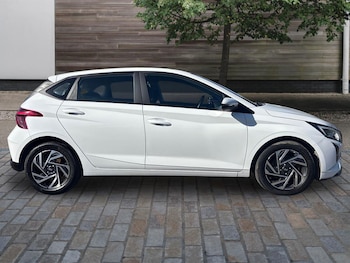 Used Hyundai i20 2023 for sale - 78100709: Photo