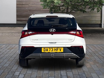 Used Hyundai i20 2023 for sale - 78100709: Photo