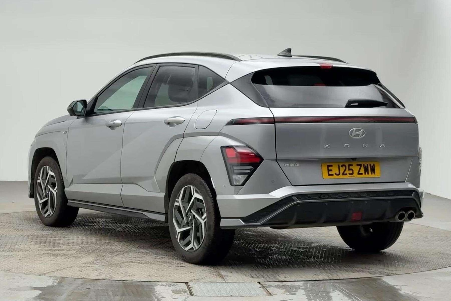 Used Hyundai KONA 2025 for sale - 77524137: Photo 2