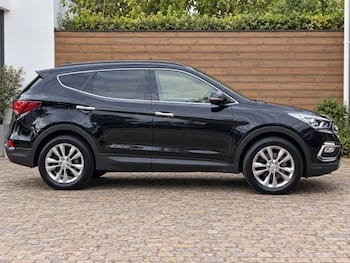 Used Hyundai Santa Fe 2017 for sale - 79836290: Photo