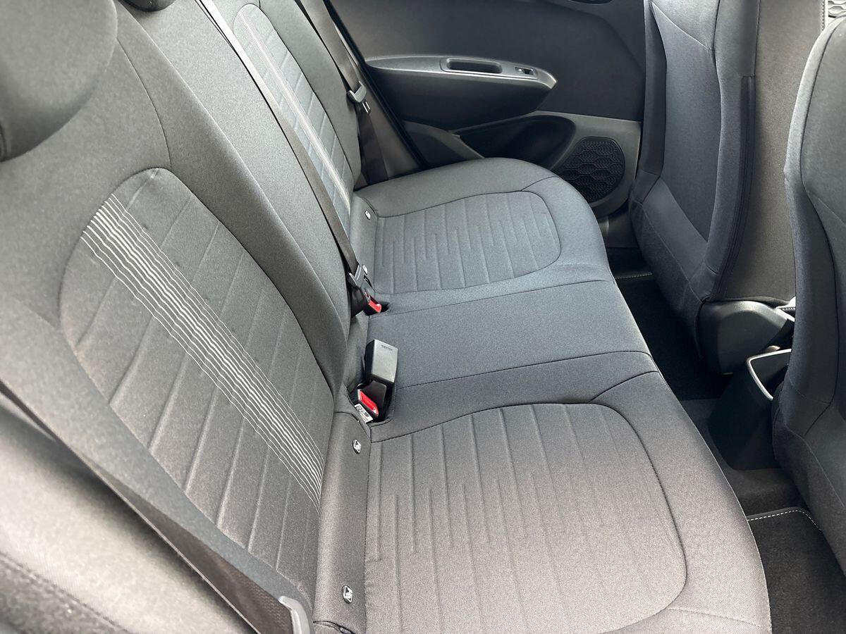 Used Hyundai i10 for sale - 77174528: Photo 19