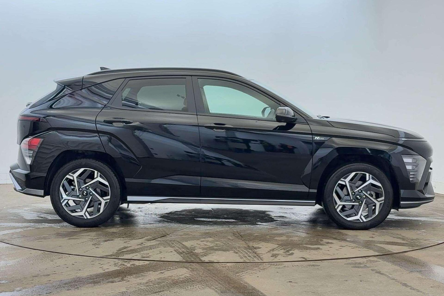 Used Hyundai KONA 2025 for sale - 77523797: Photo 3