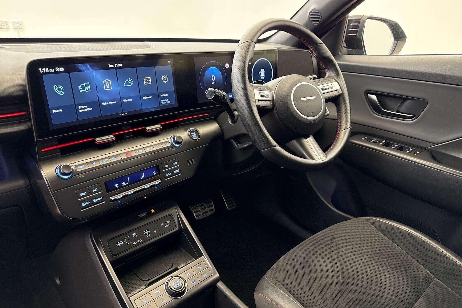 Used Hyundai KONA 2025 for sale - 77523797: Photo 4