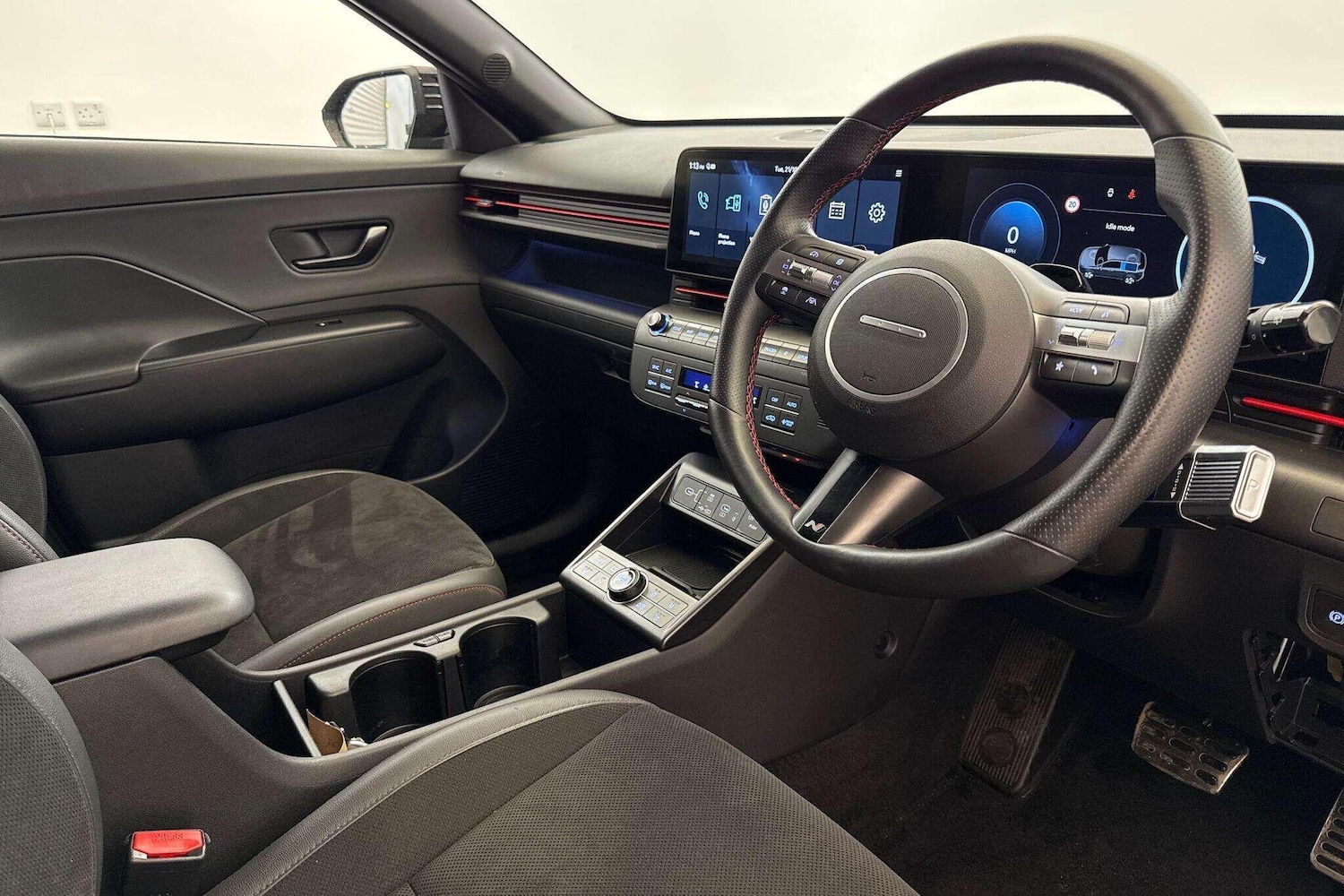 Used Hyundai KONA 2025 for sale - 77523797: Photo 5