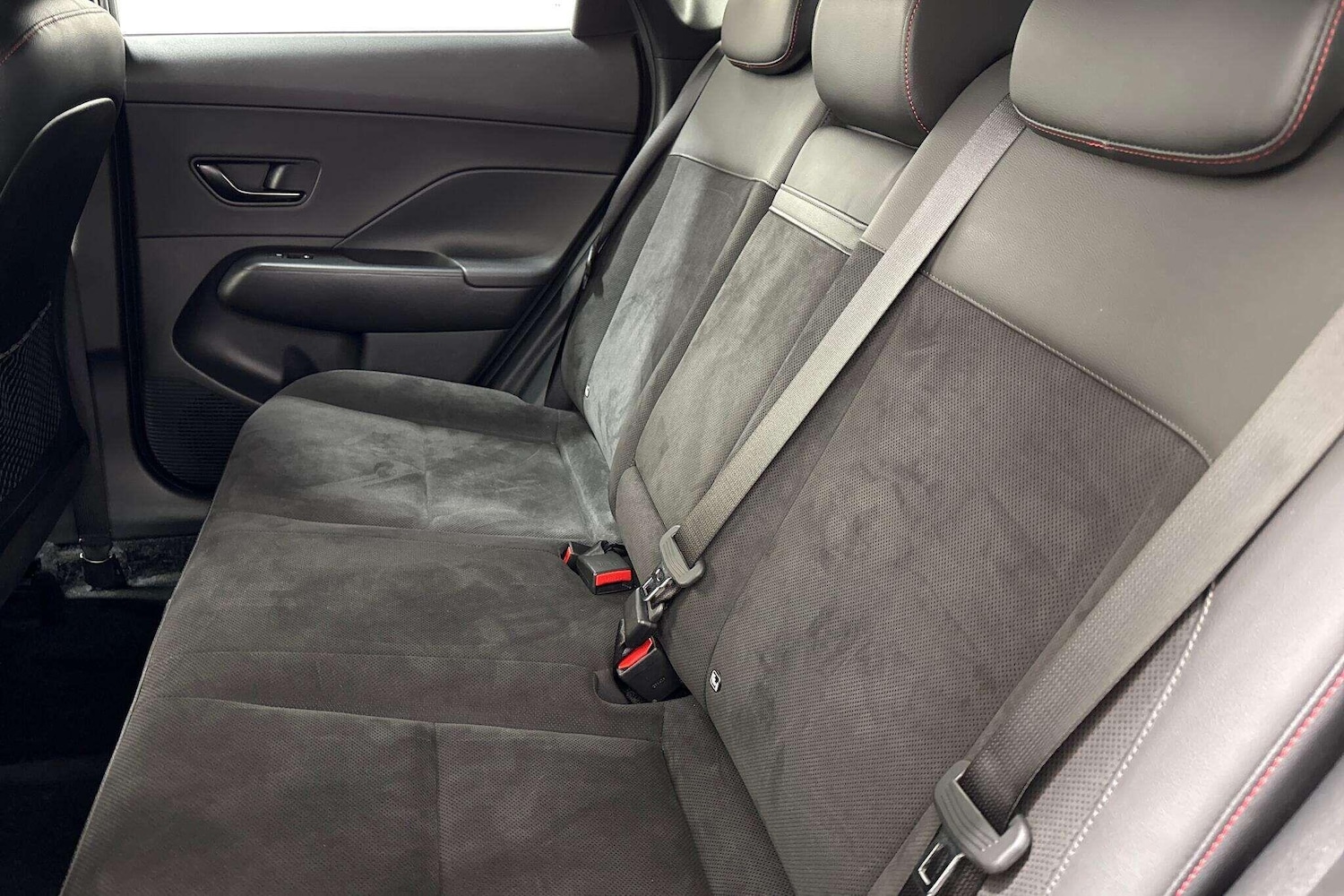 Used Hyundai KONA 2025 for sale - 77523797: Photo 6