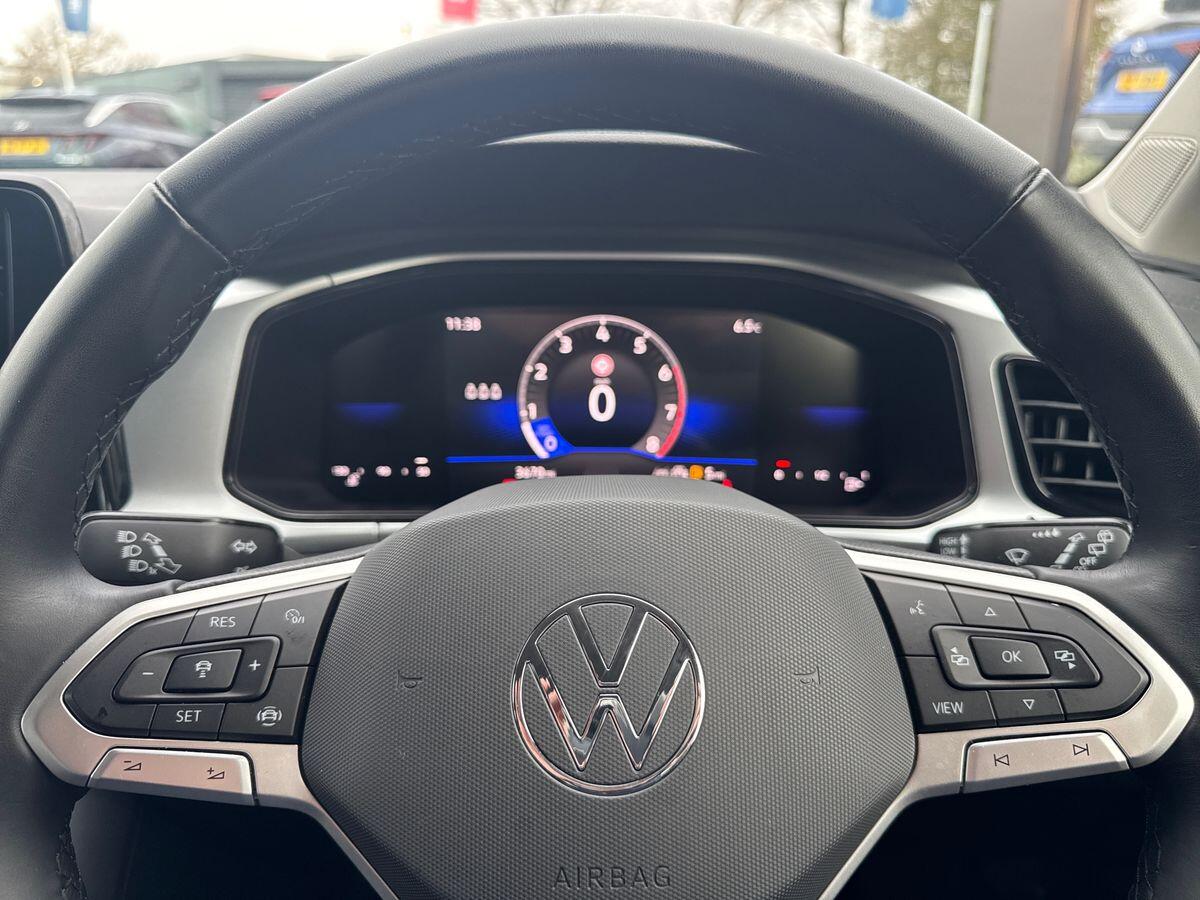 Used Volkswagen T-Roc 2025 for sale - 76121427: Photo 20