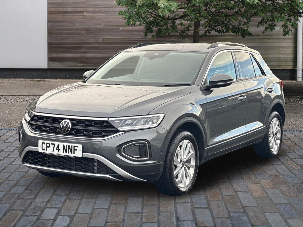 Used Volkswagen T-Roc 2025 for sale - 76121427: Photo 3